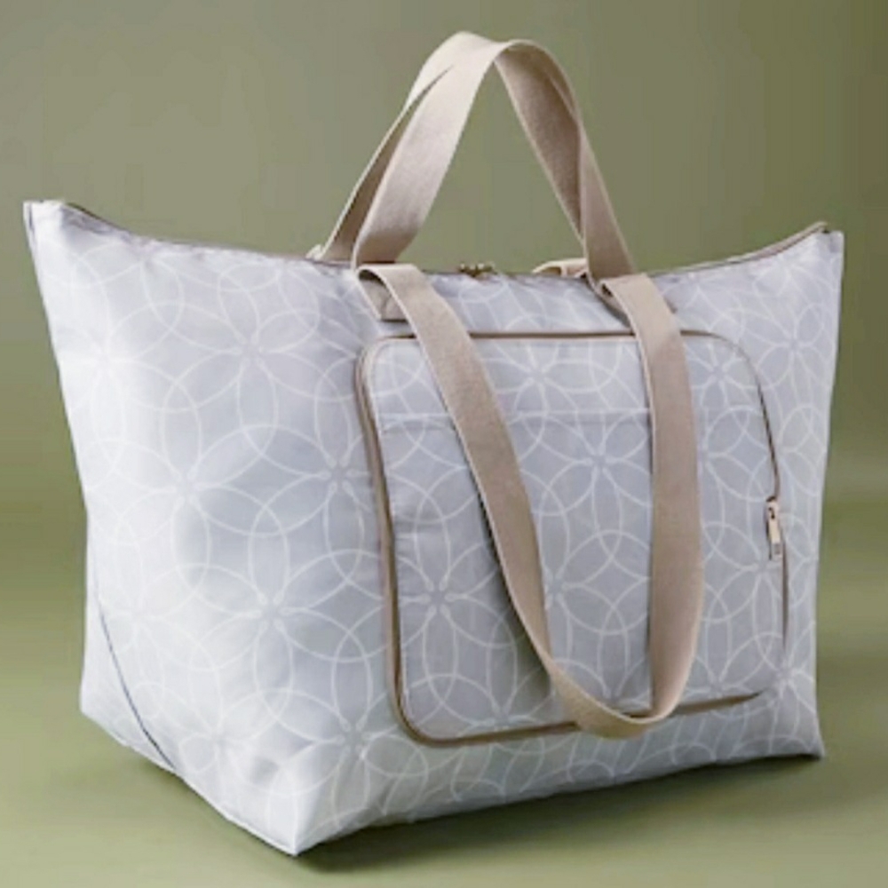 Tote Bag*FREE with $50 Purchase